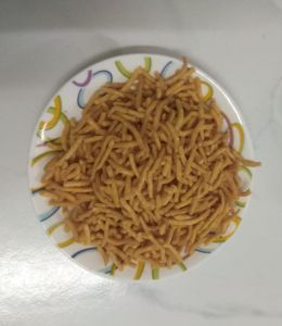 Garlic Sev